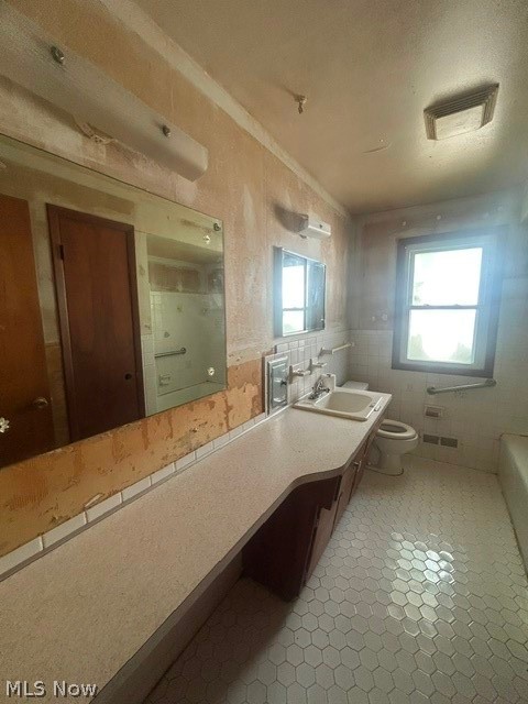 10761 Meadowbrook Drive Parma Heights OH 44130