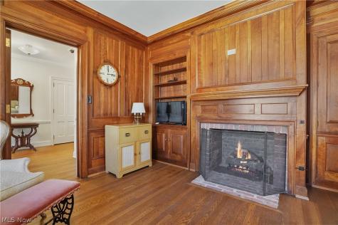 1322 Springhill Lane NE Massillon OH 44646