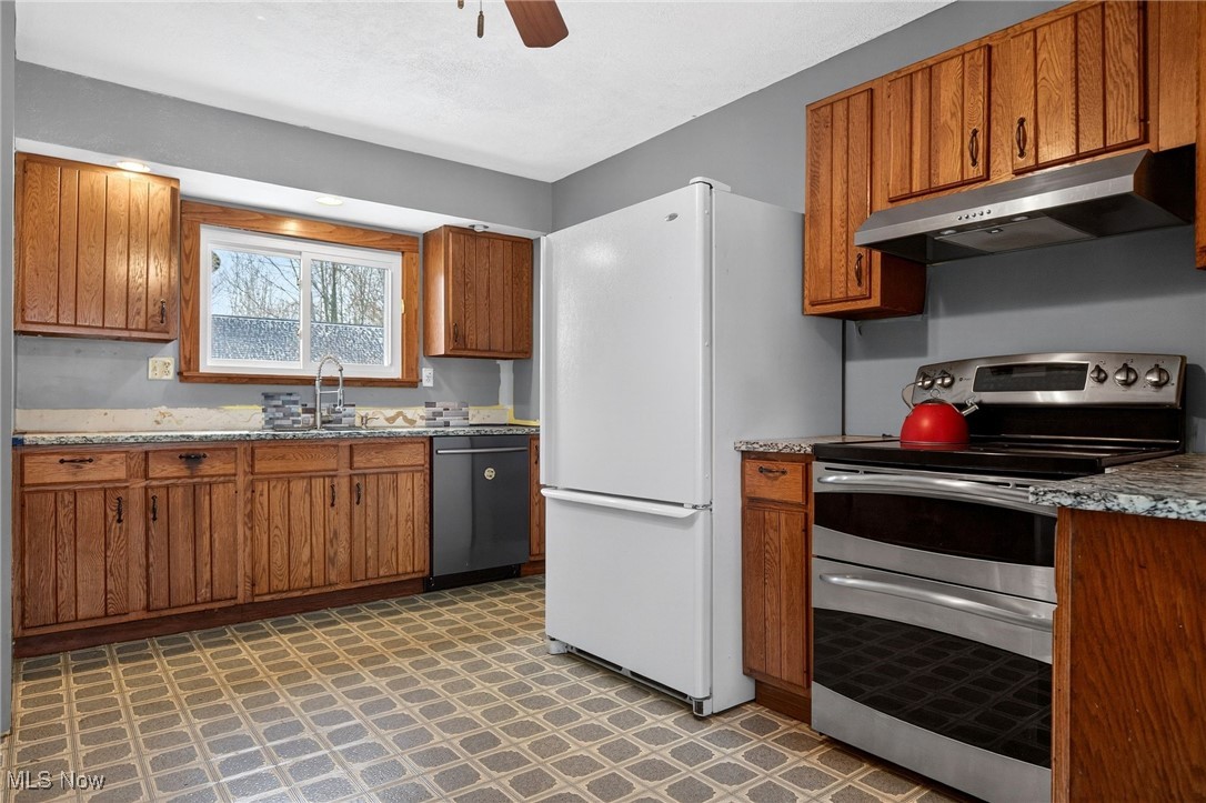 3764 Padanarum Road Geneva OH 44041