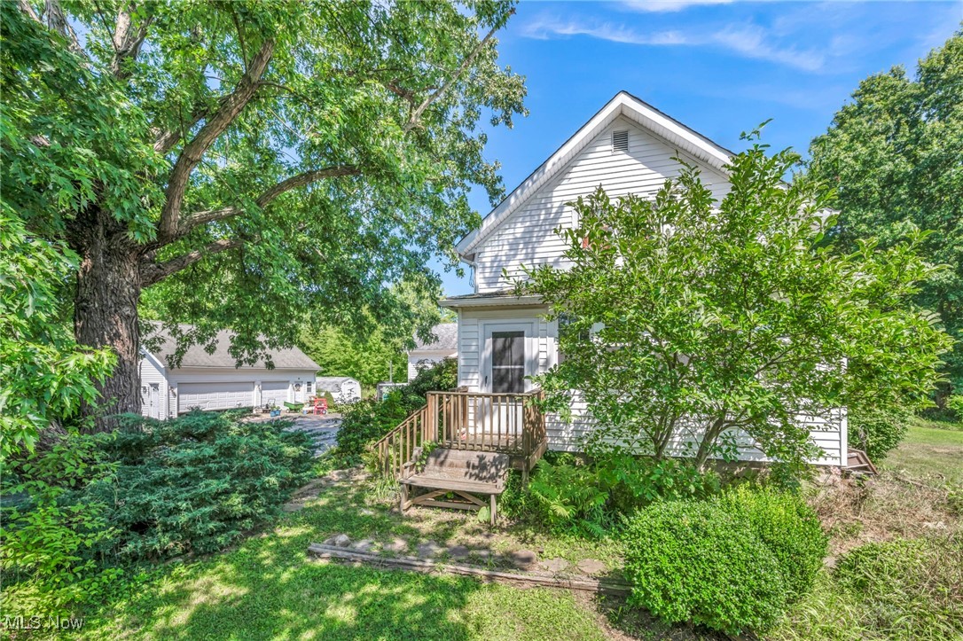 3764 Padanarum Road Geneva OH 44041