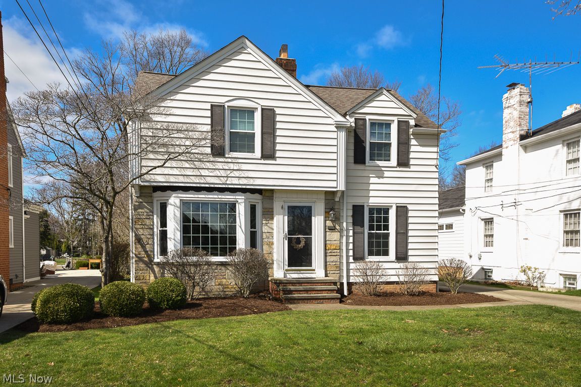 Rocky River OH, 1000 Elmwood Road