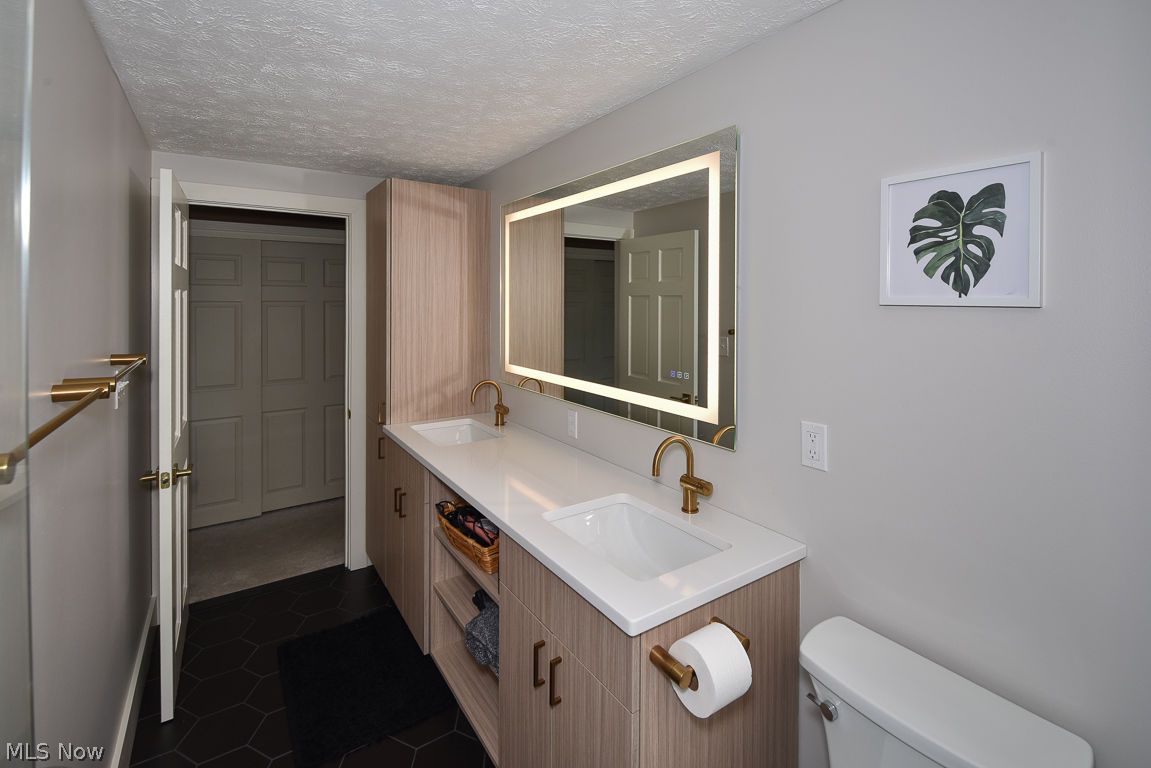 1000 Elmwood Road Rocky River OH 44116