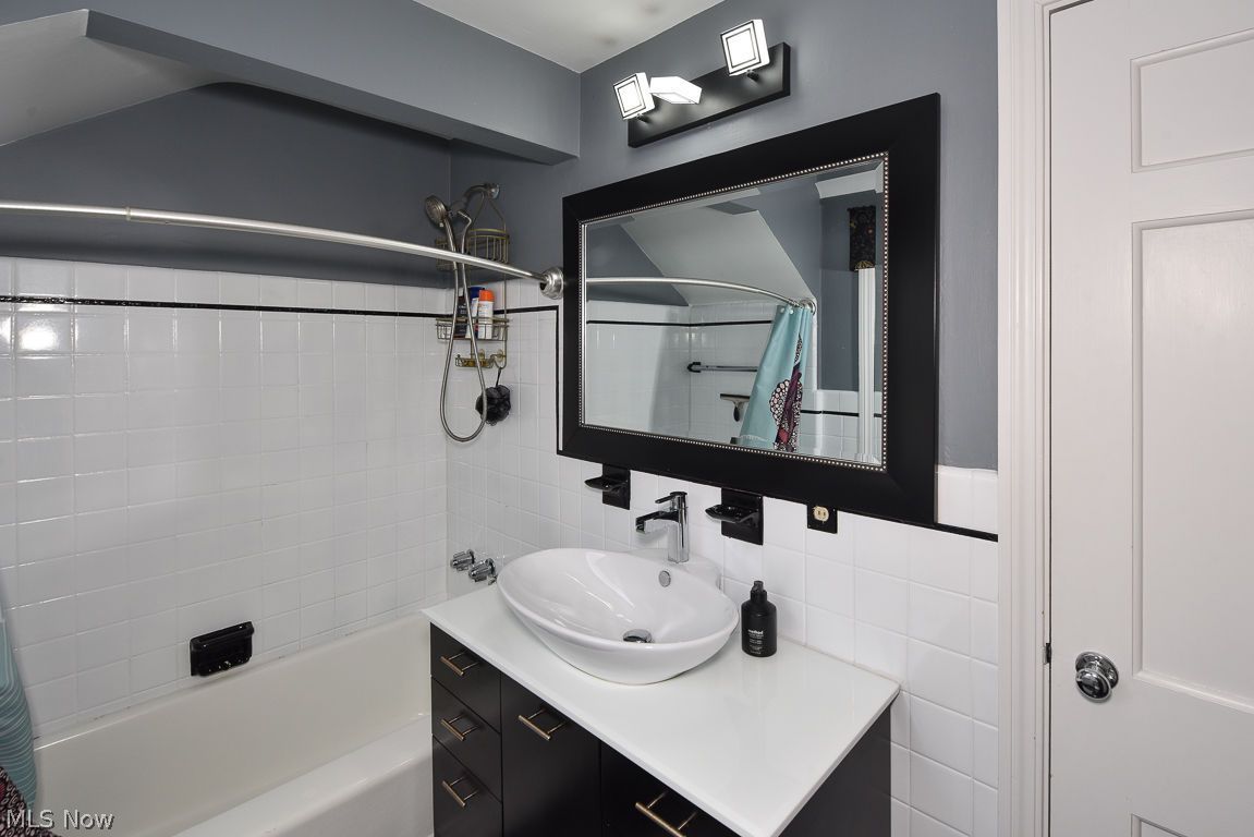 1000 Elmwood Road Rocky River OH 44116