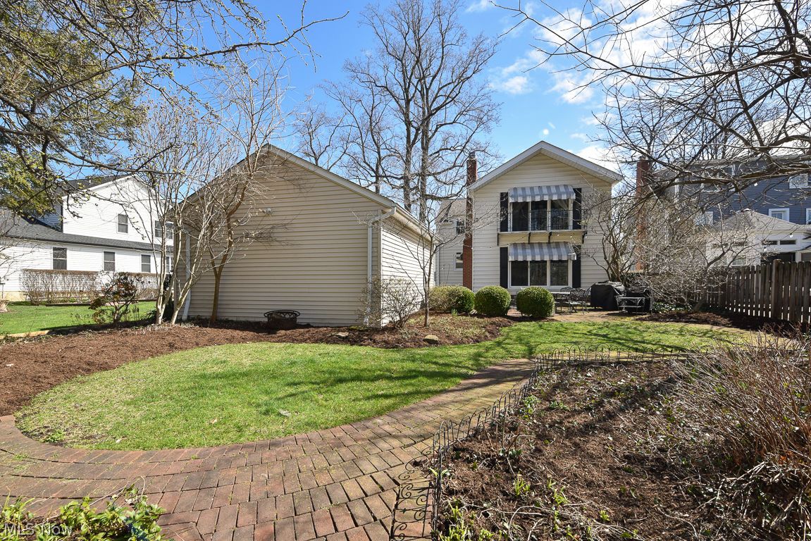 1000 Elmwood Road Rocky River OH 44116