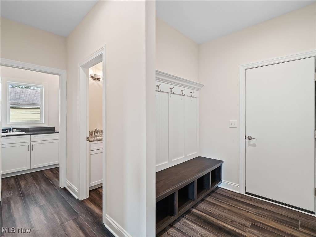 21032 Breckenridge Lane Strongsville OH 44149