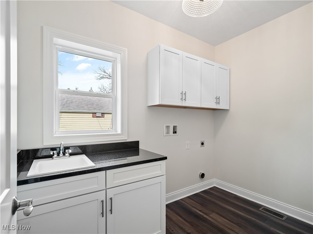 21032 Breckenridge Lane Strongsville OH 44149
