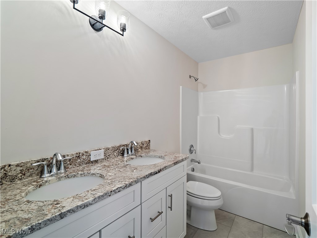 21032 Breckenridge Lane Strongsville OH 44149