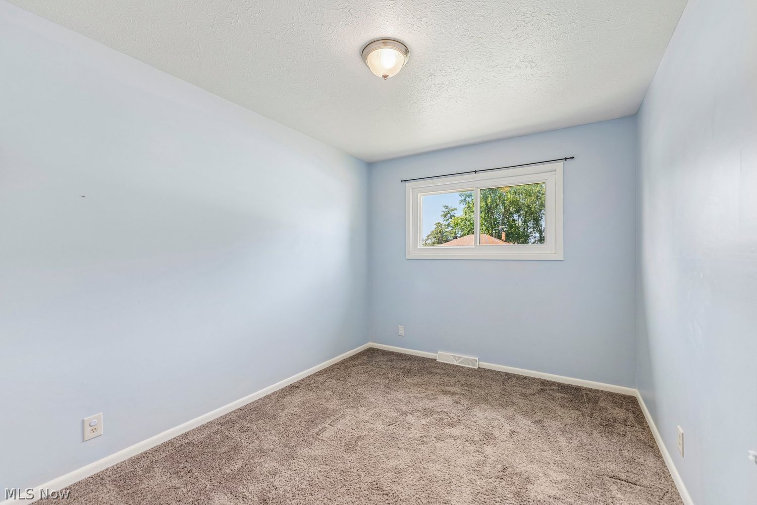 239 St Lawrence Boulevard Eastlake OH 44095