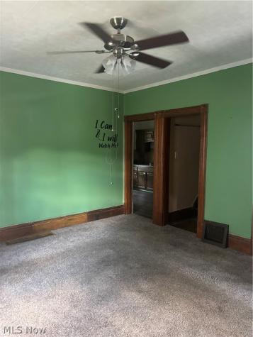 26 Hyde Avenue Niles OH 44446