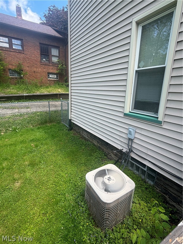 26 Hyde Avenue Niles OH 44446