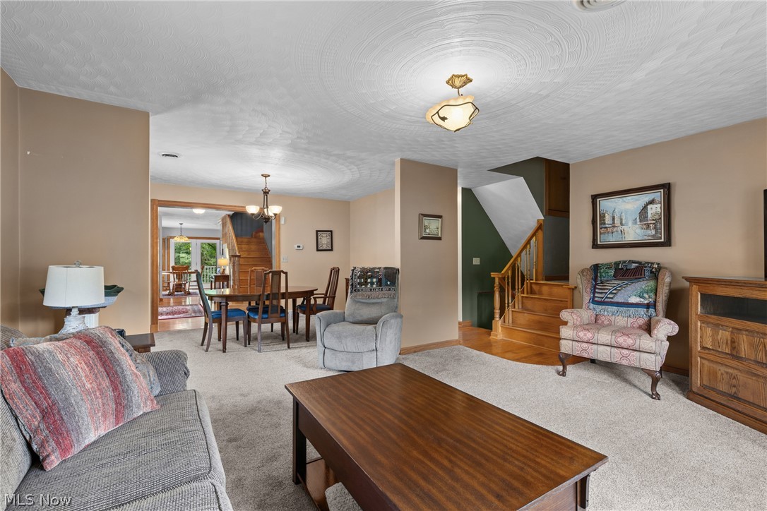 48211 Moore Road East Liverpool OH 43920
