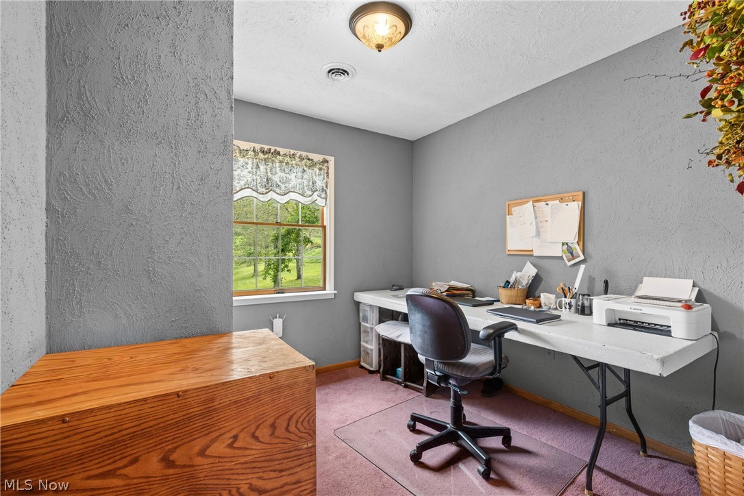 48211 Moore Road East Liverpool OH 43920