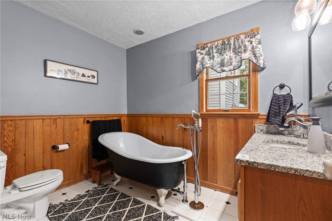48211 Moore Road East Liverpool OH 43920