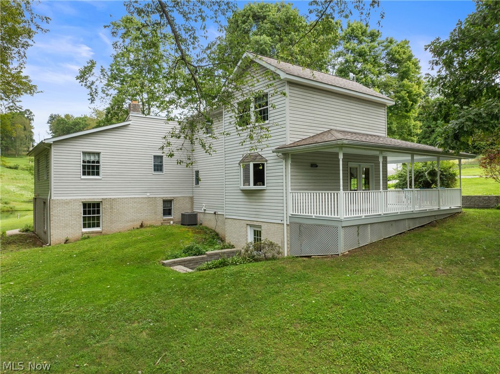 48211 Moore Road East Liverpool OH 43920