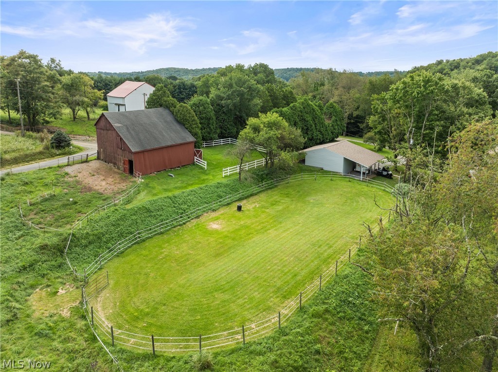 48211 Moore Road East Liverpool OH 43920