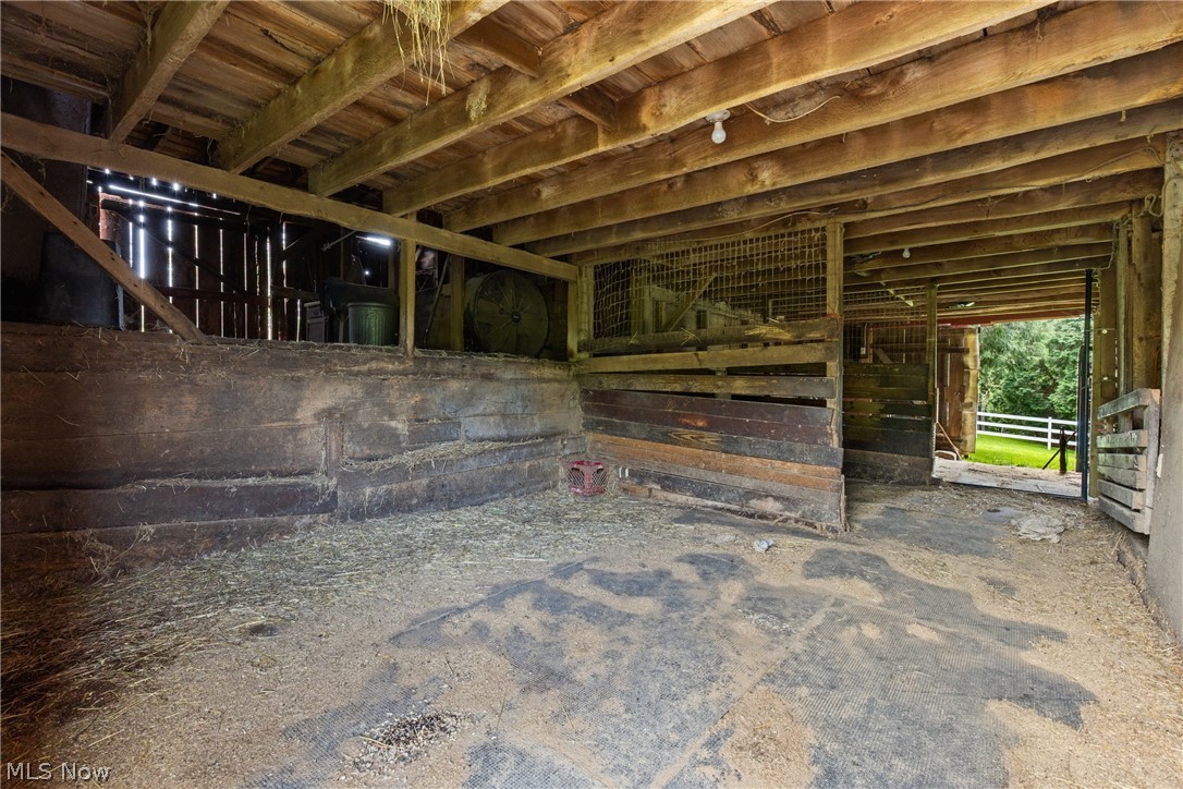 48211 Moore Road East Liverpool OH 43920