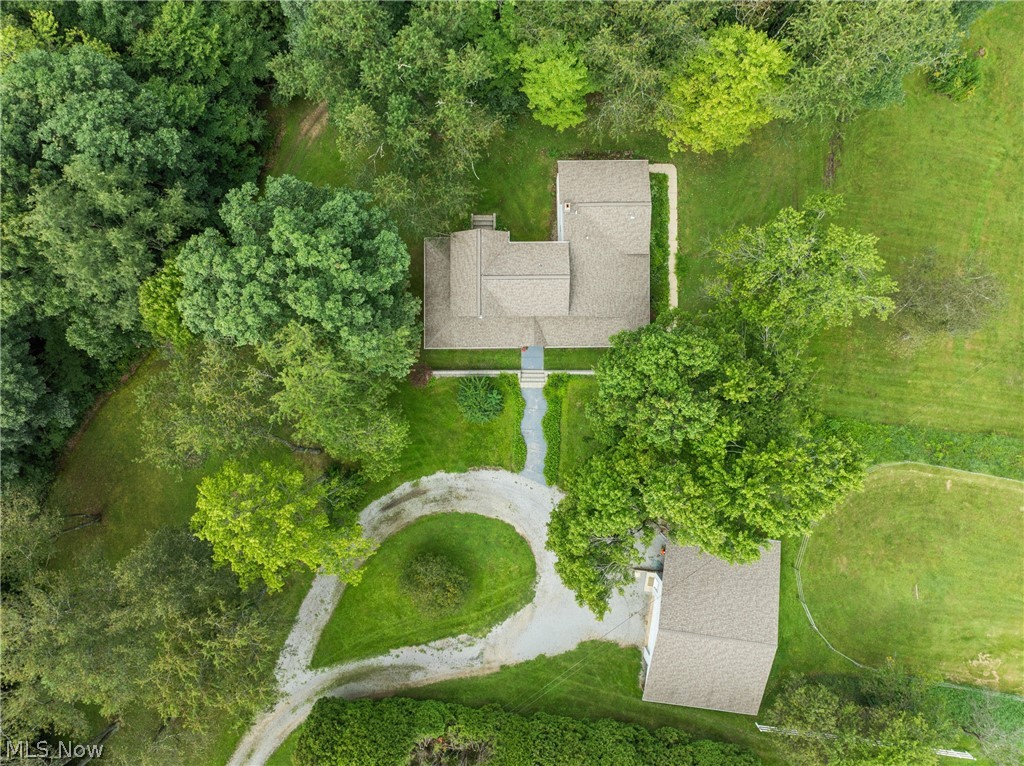 48211 Moore Road East Liverpool OH 43920