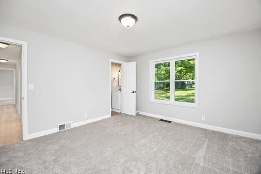 2805 Glencoe Akron OH 44319