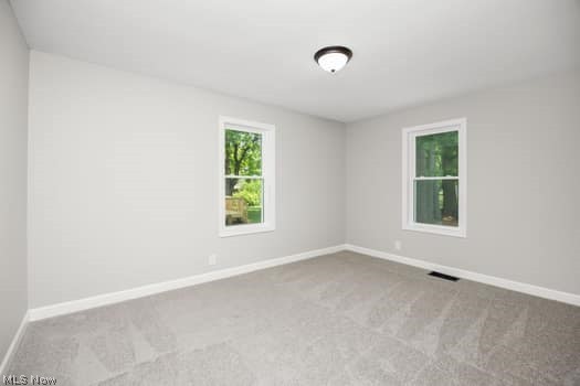 2805 Glencoe Akron OH 44319