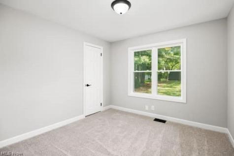 2805 Glencoe Akron OH 44319