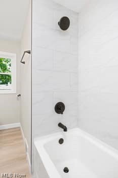 2805 Glencoe Akron OH 44319