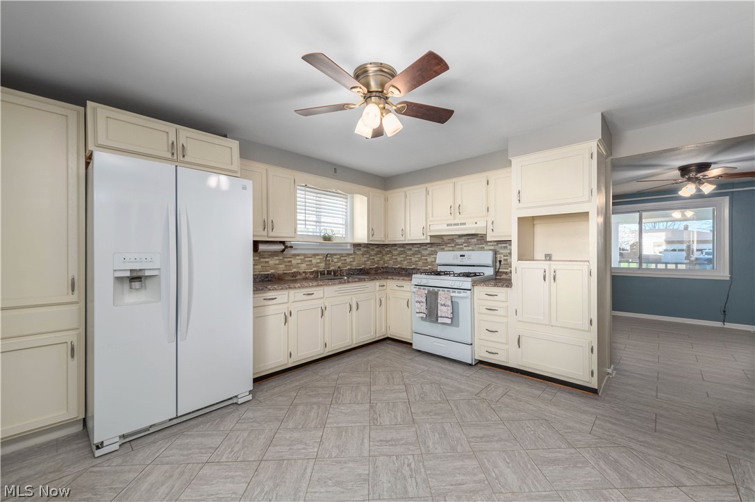 3848 N Hogan Drive Lorain OH 44053