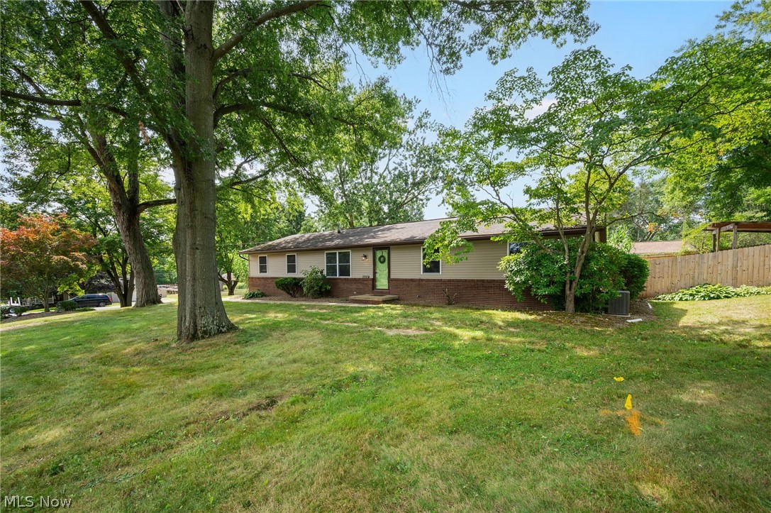 5760 Canterbury Road New Franklin OH 44319