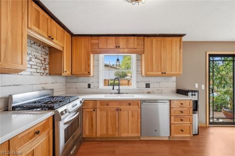 5760 Canterbury Road New Franklin OH 44319
