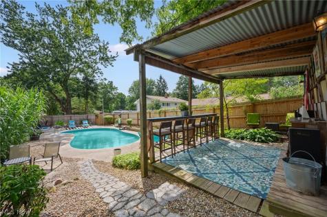 5760 Canterbury Road New Franklin OH 44319