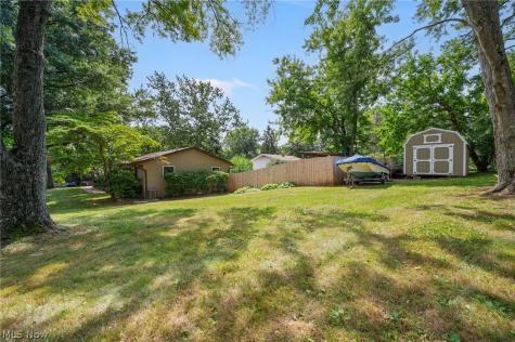 5760 Canterbury Road New Franklin OH 44319