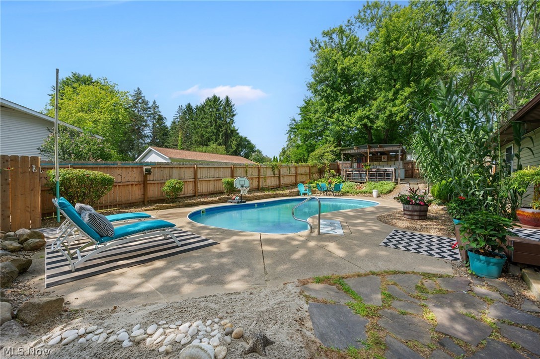 5760 Canterbury Road New Franklin OH 44319