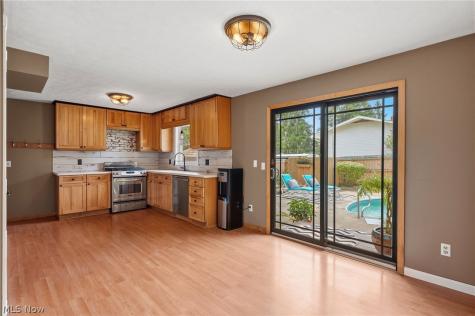 5760 Canterbury Road New Franklin OH 44319