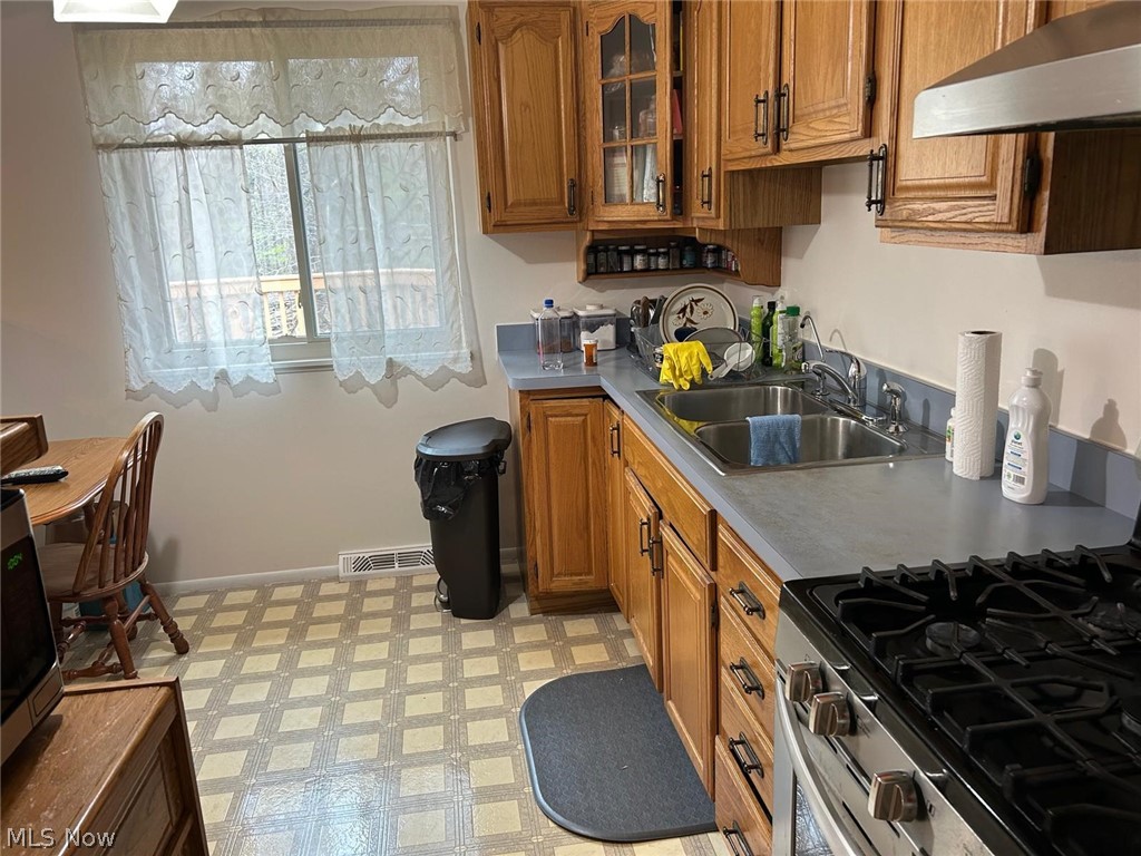 24437 Ridgeline Bedford Heights OH 44146