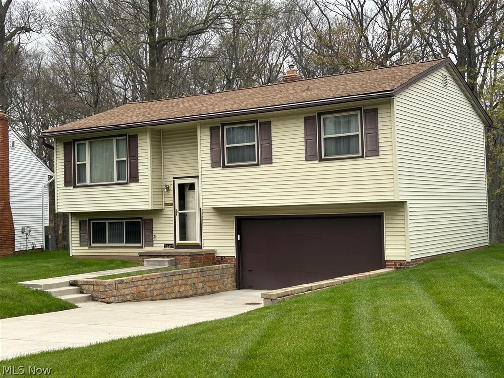 24437 Ridgeline Bedford Heights OH 44146