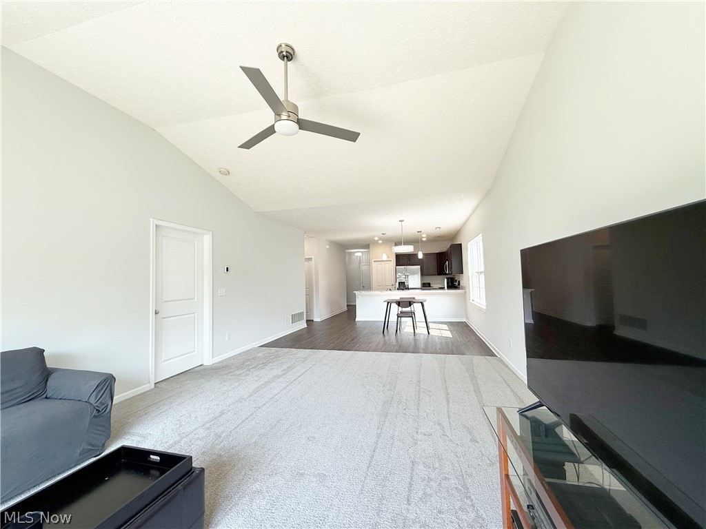 208 Silver Spring Circle Elyria OH 44035