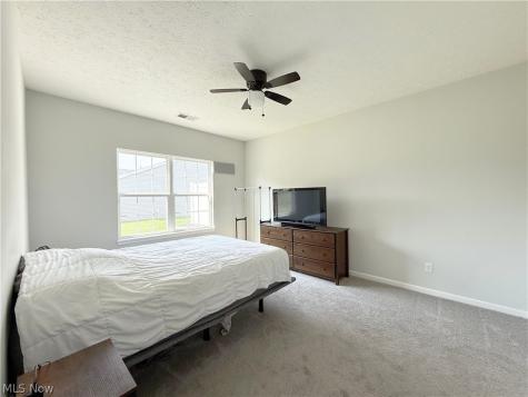 208 Silver Spring Circle Elyria OH 44035