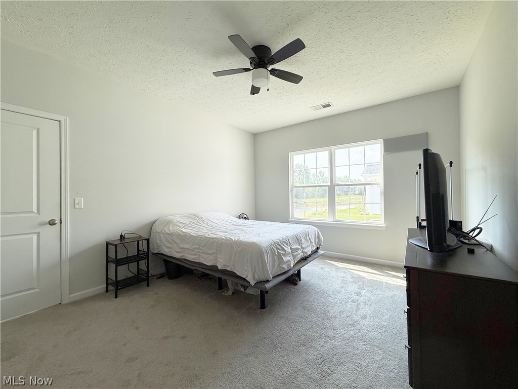 208 Silver Spring Circle Elyria OH 44035