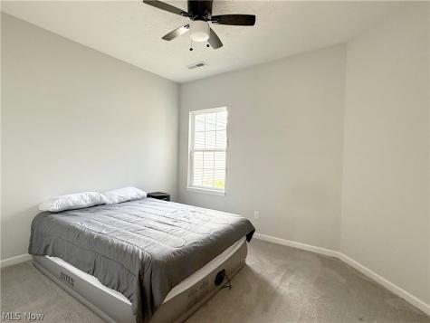208 Silver Spring Circle Elyria OH 44035