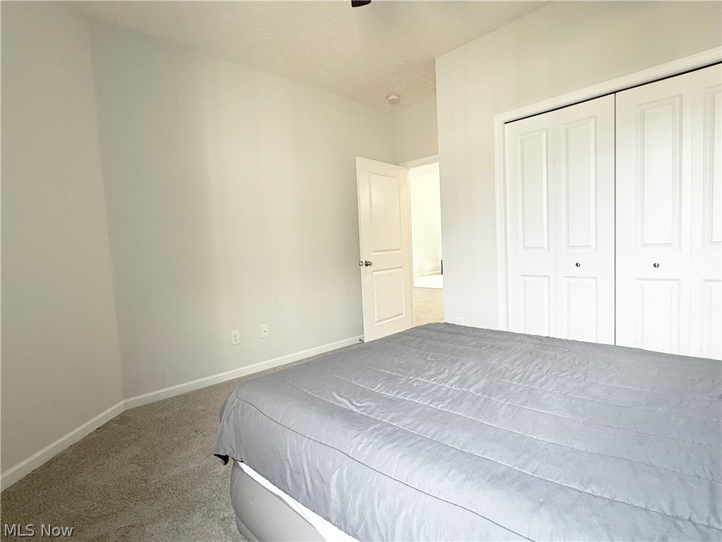 208 Silver Spring Circle Elyria OH 44035
