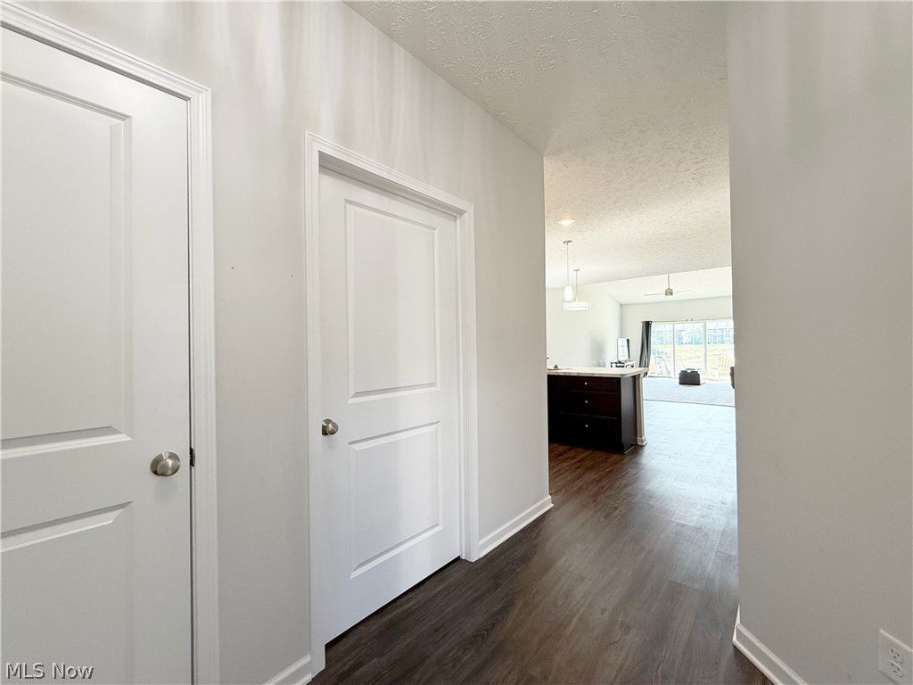 208 Silver Spring Circle Elyria OH 44035