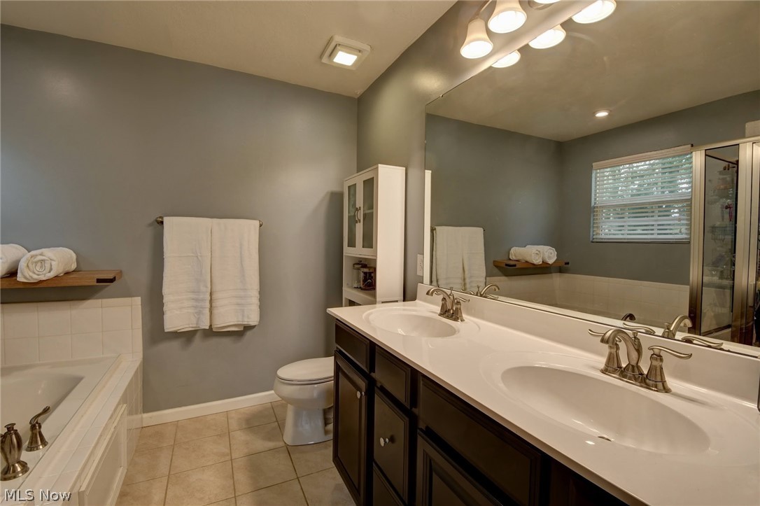 3059 Stonehurst Road Green OH 44685