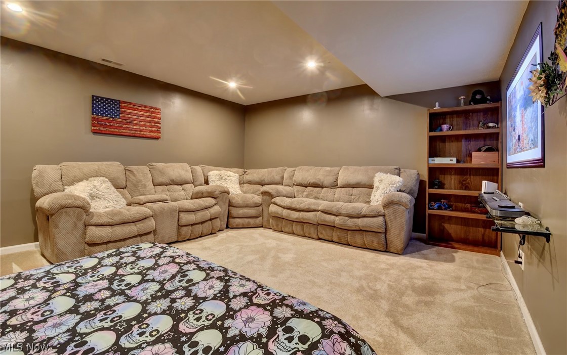 3059 Stonehurst Road Green OH 44685