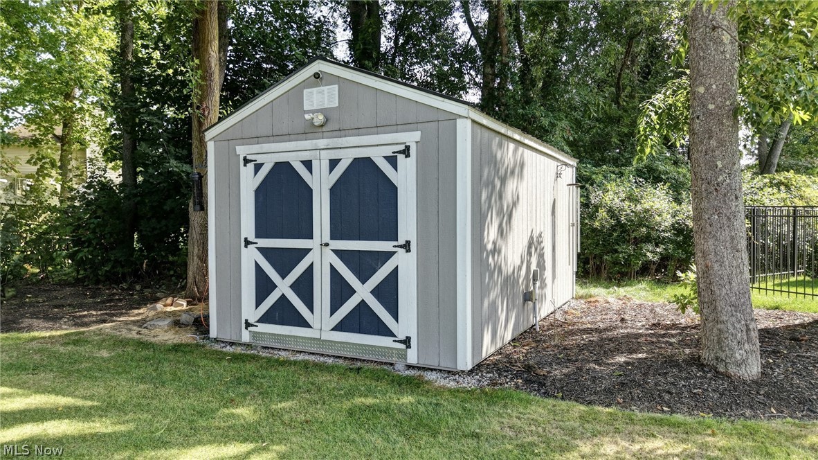 3059 Stonehurst Road Green OH 44685