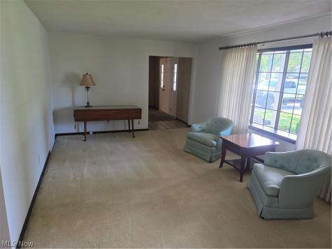 187 Crestview Drive Elyria OH 44035