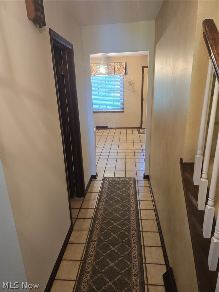 187 Crestview Drive Elyria OH 44035