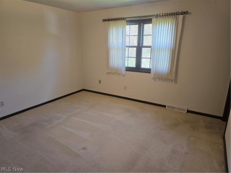 187 Crestview Drive Elyria OH 44035