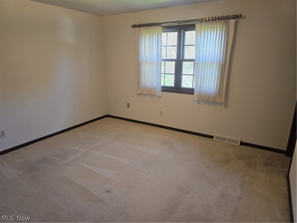 187 Crestview Drive Elyria OH 44035
