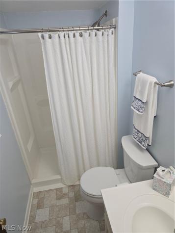 187 Crestview Drive Elyria OH 44035