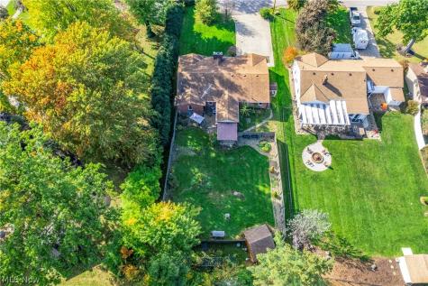 135 Foresthill Drive Amherst OH 44001