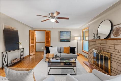 135 Foresthill Drive Amherst OH 44001